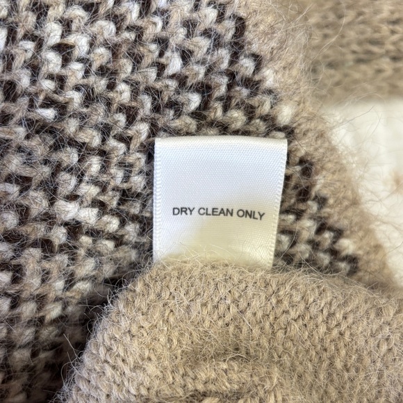 Oat Loop Abstract Print Cardigan - Picture 11 of 11